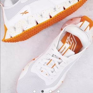 Reebok Zig Dynamica INT Sneakers